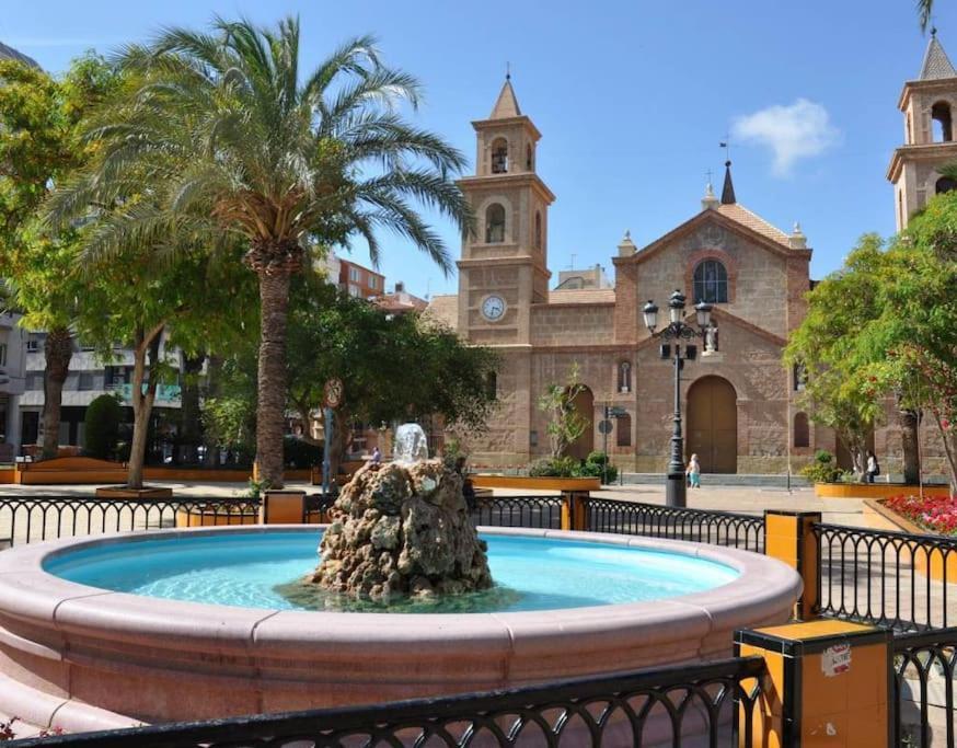 Flamenco Chill Apartment Торевиеха Екстериор снимка