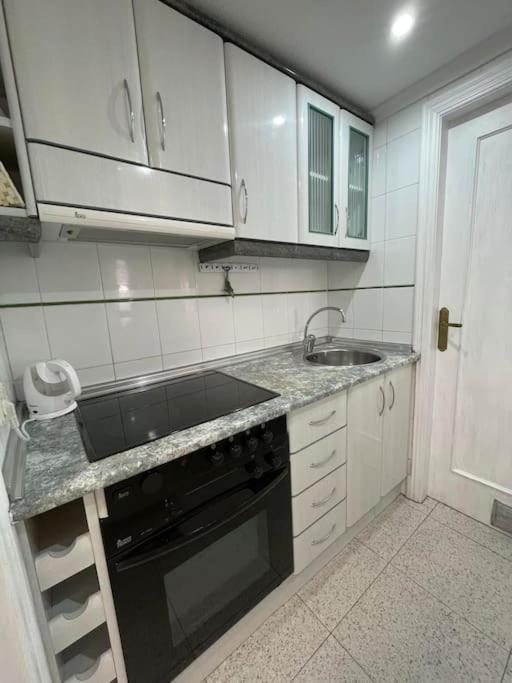 Flamenco Chill Apartment Торевиеха Екстериор снимка