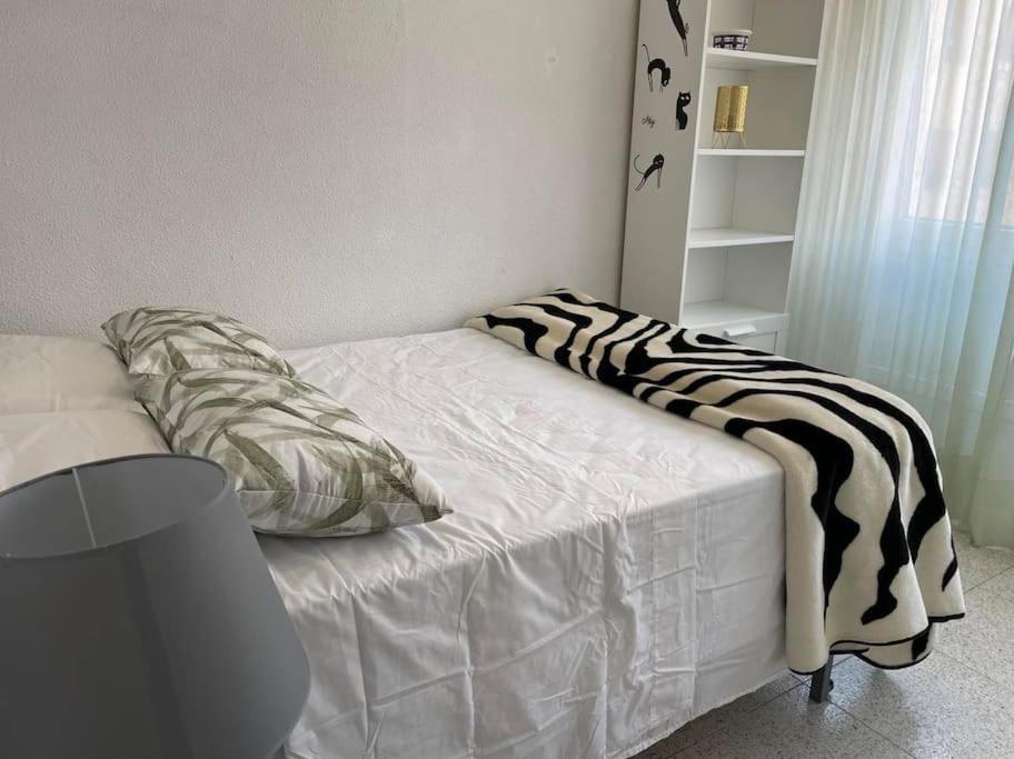 Flamenco Chill Apartment Торевиеха Екстериор снимка