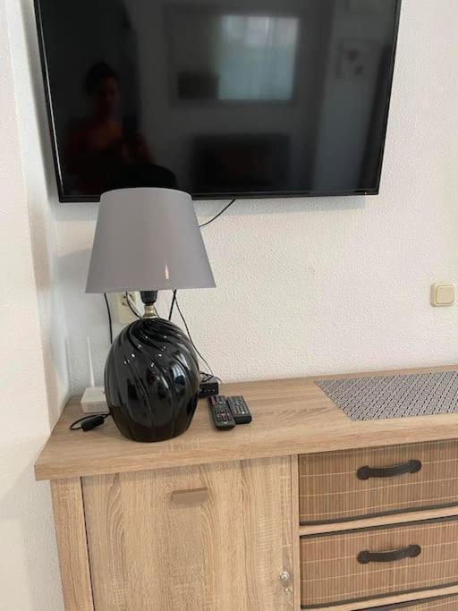 Flamenco Chill Apartment Торевиеха Екстериор снимка