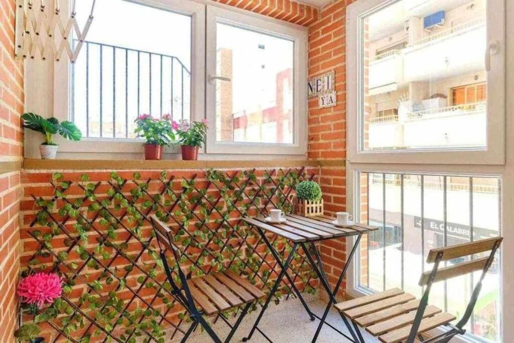 Flamenco Chill Apartment Торевиеха Екстериор снимка