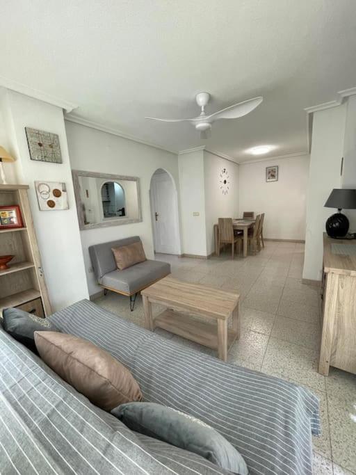 Flamenco Chill Apartment Торевиеха Екстериор снимка