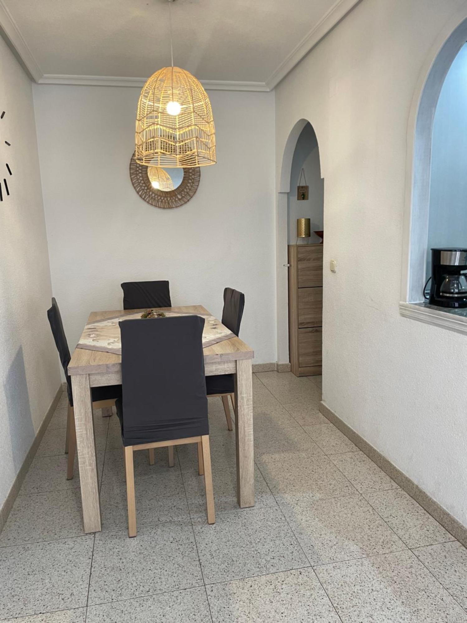Flamenco Chill Apartment Торевиеха Екстериор снимка